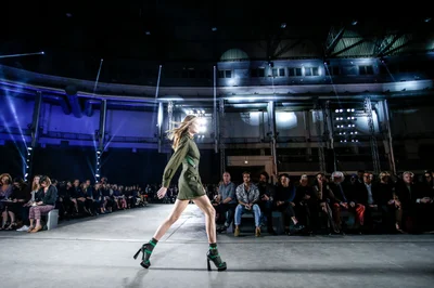 Look 9